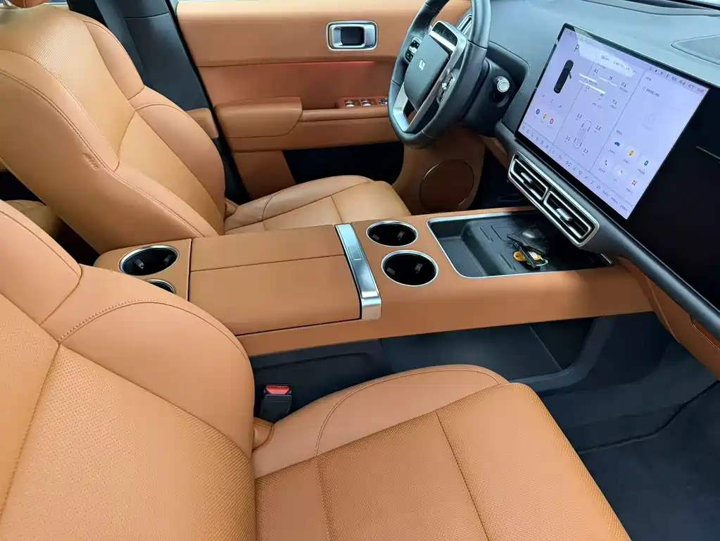 Li Auto Li L8 — миниатюра 13
