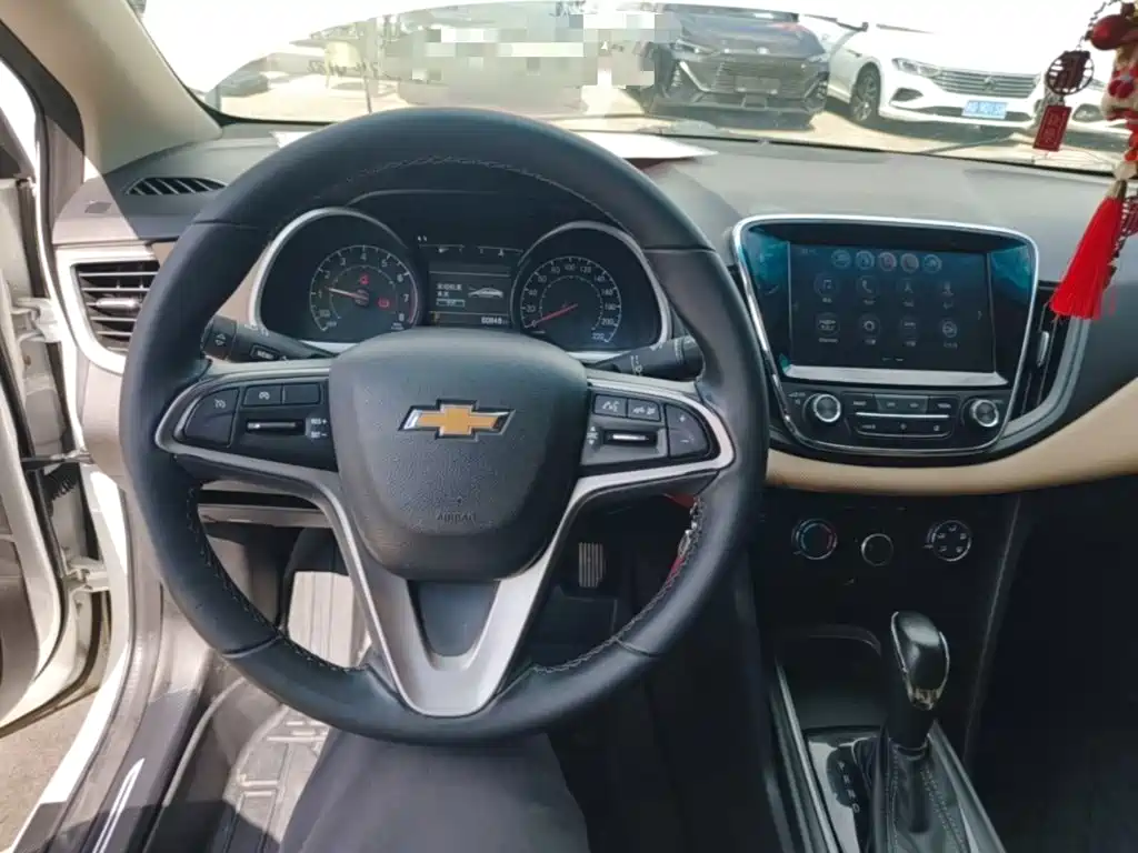 Chevrolet Monza — миниатюра 10