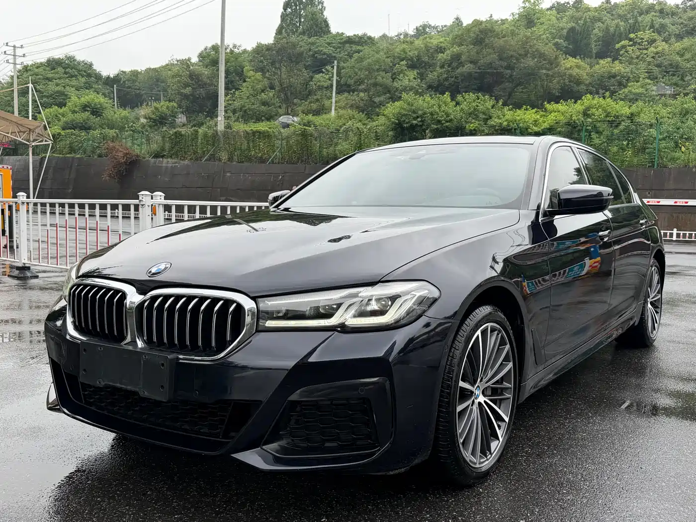 BMW 5 series id 4653834 из Китая 17