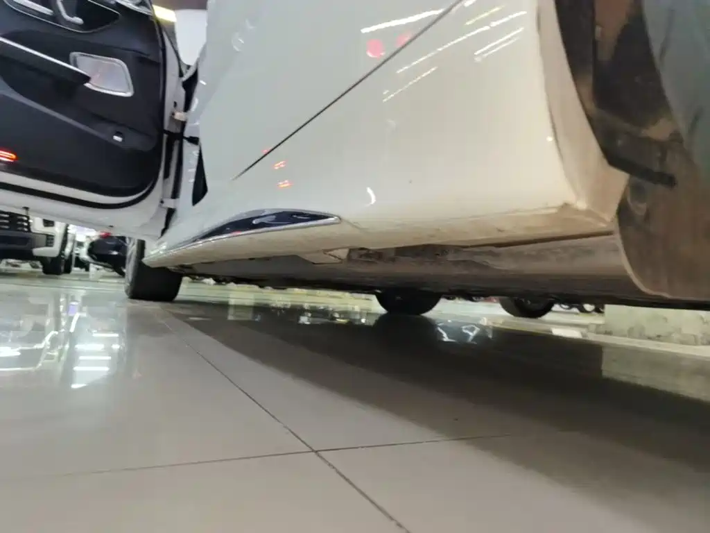 Mercedes-Benz C-Class — миниатюра 22