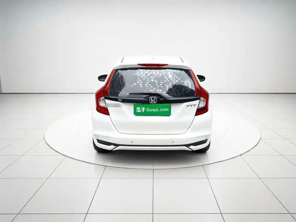 Honda Fit — миниатюра 5