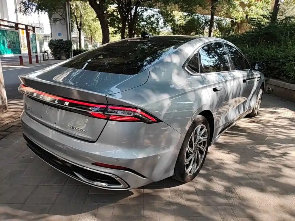 Lincoln Z — миниатюра 7