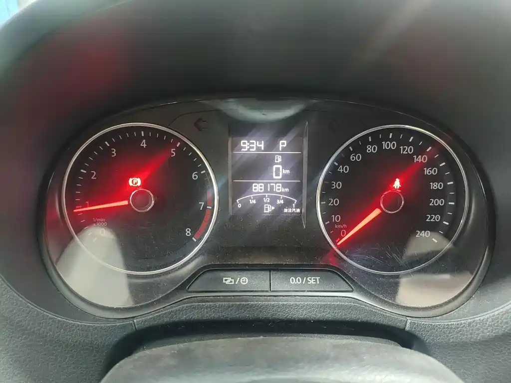 Volkswagen Polo — миниатюра 13