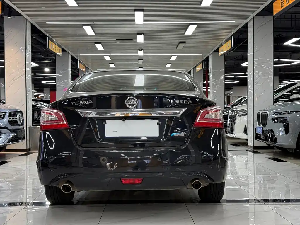 Nissan Teana — миниатюра 10