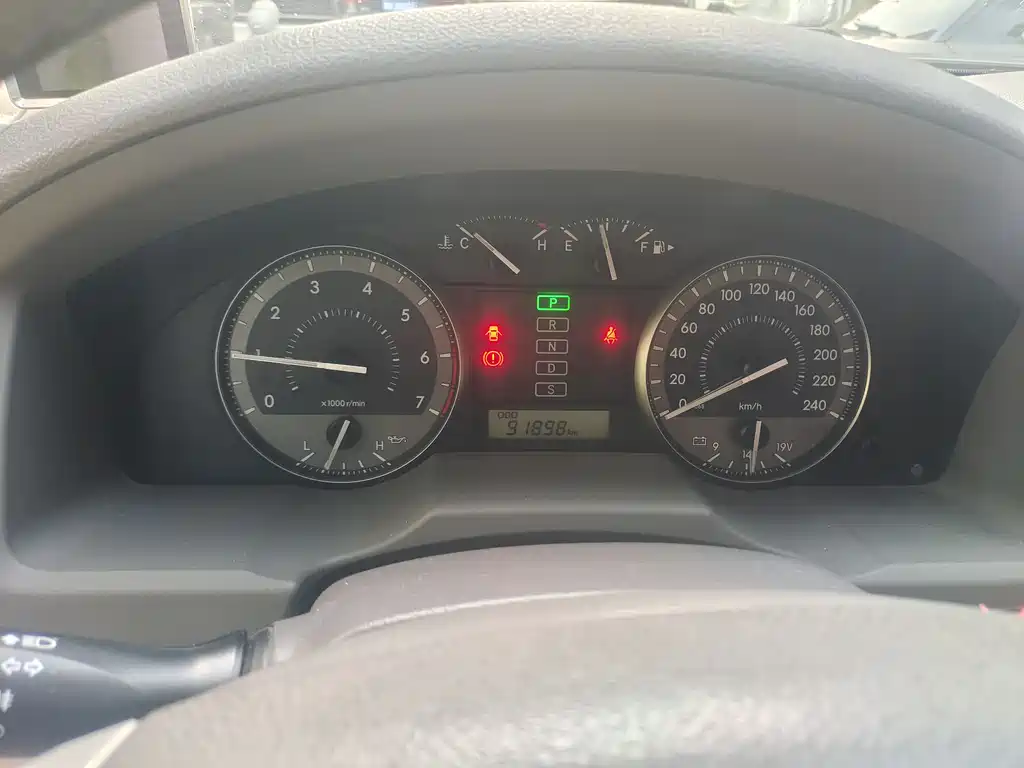 Toyota Land Cruiser 2012 4.0L AT VX