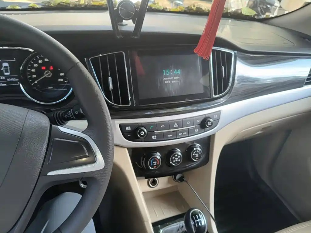 Baojun 730 — миниатюра 10