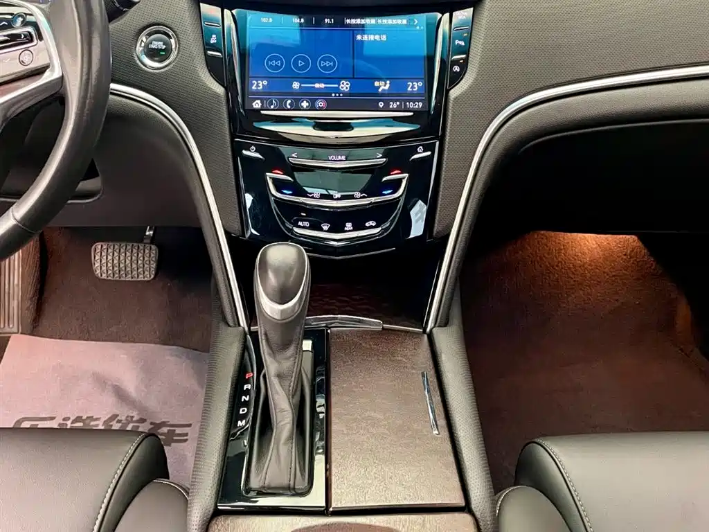 Cadillac XTS 2018 28T