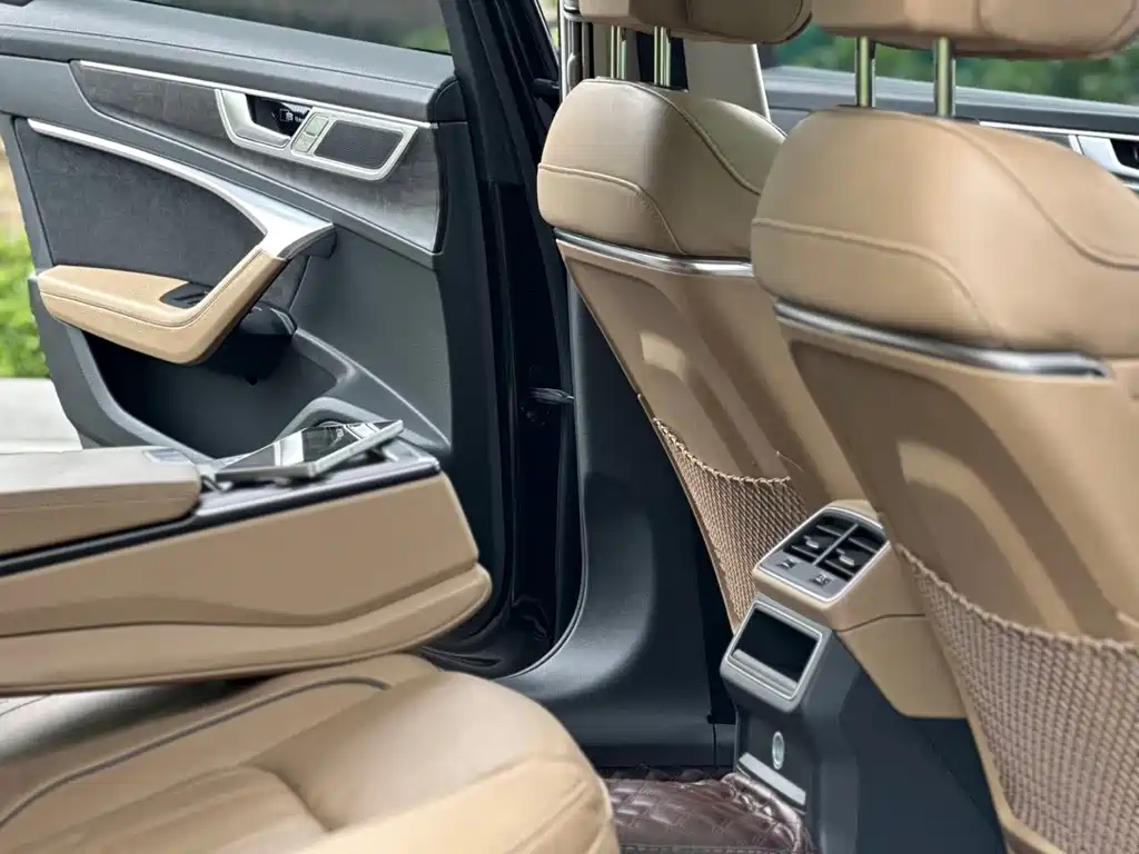Audi A6L 2020 55 TFSI quattro Premium