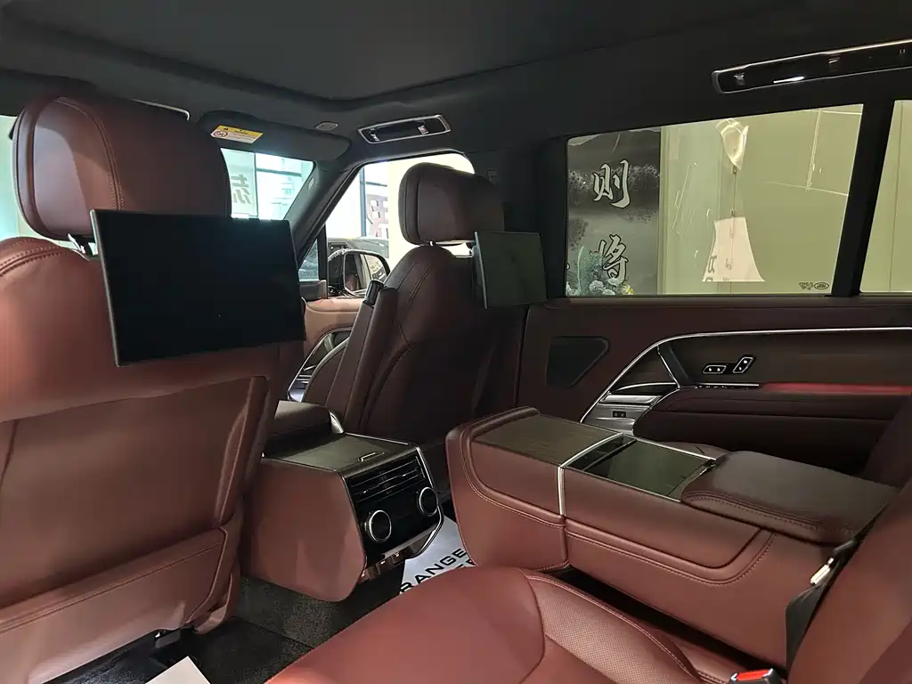 Land Rover Range Rover — миниатюра 13