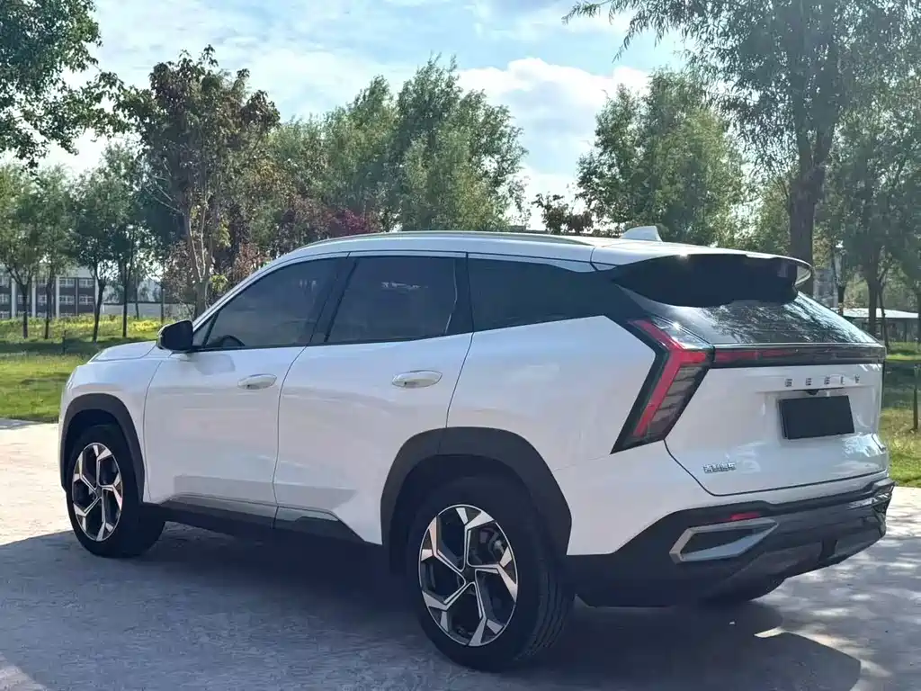 Geely Boyue L — миниатюра 9