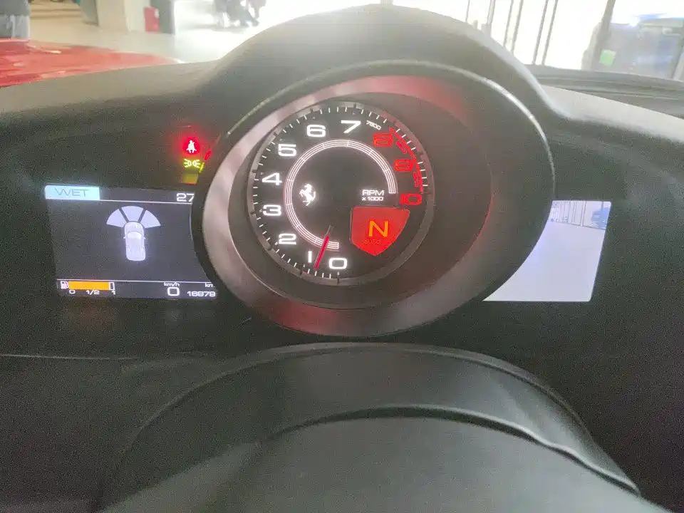 Ferrari 488 — миниатюра 10