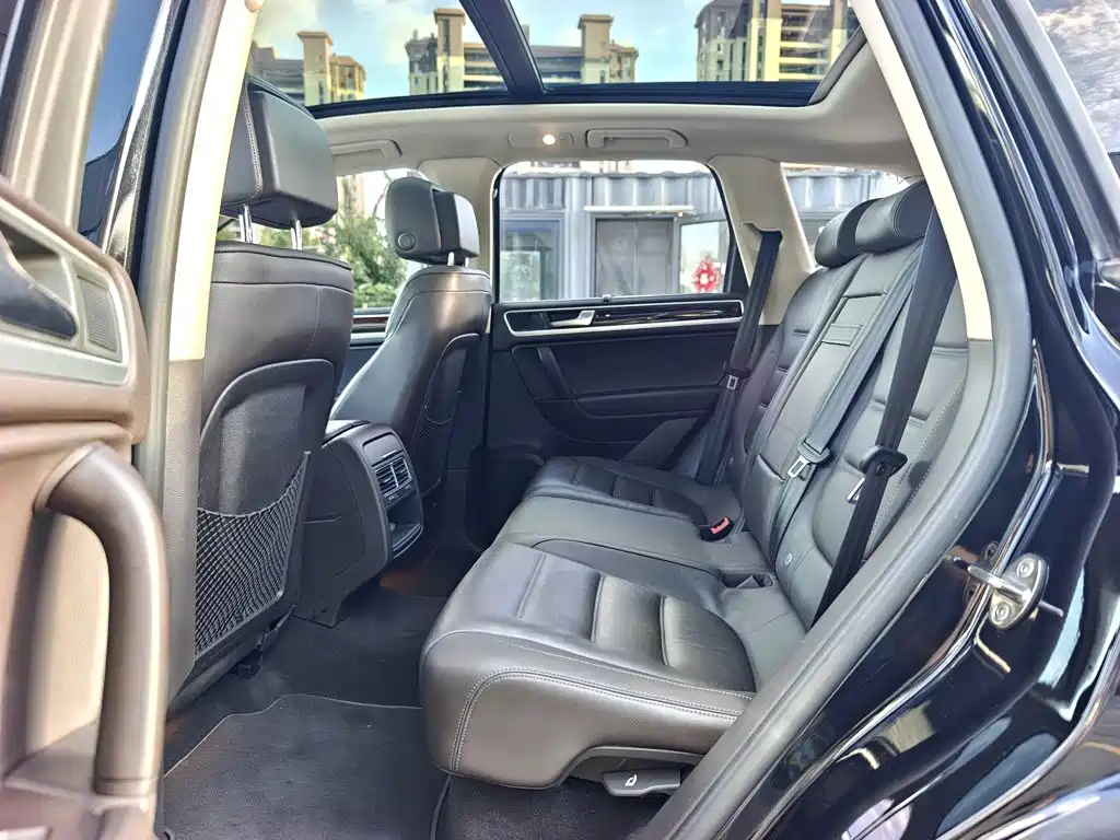 Volkswagen Touareg — миниатюра 17