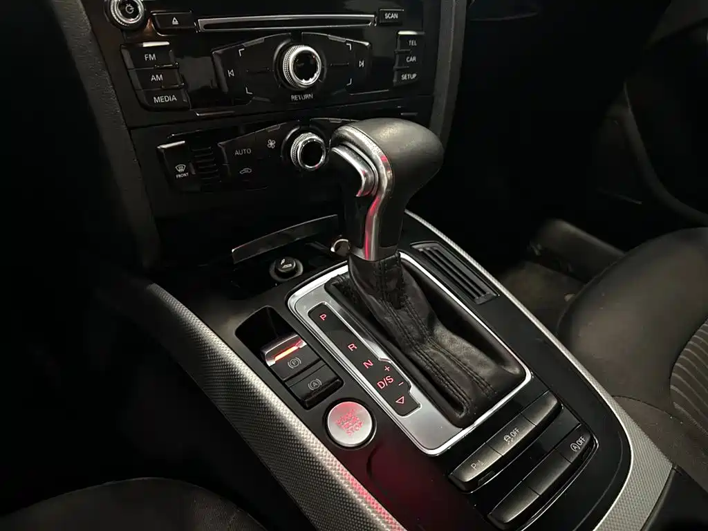 Audi A4L — миниатюра 10