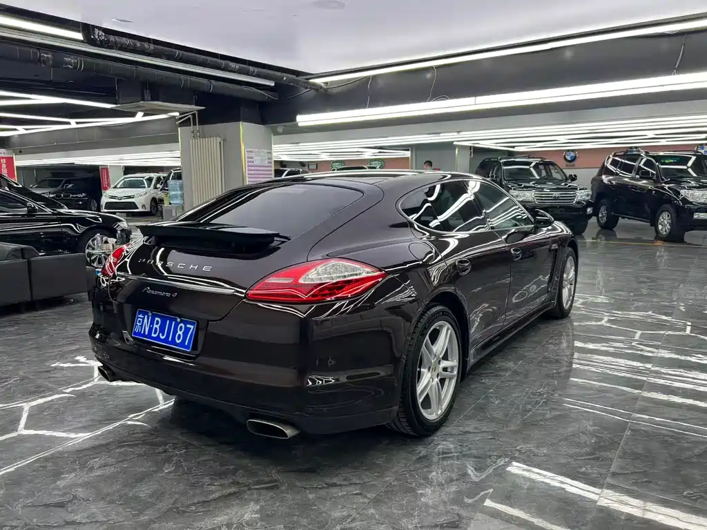Porsche Panamera — миниатюра 9