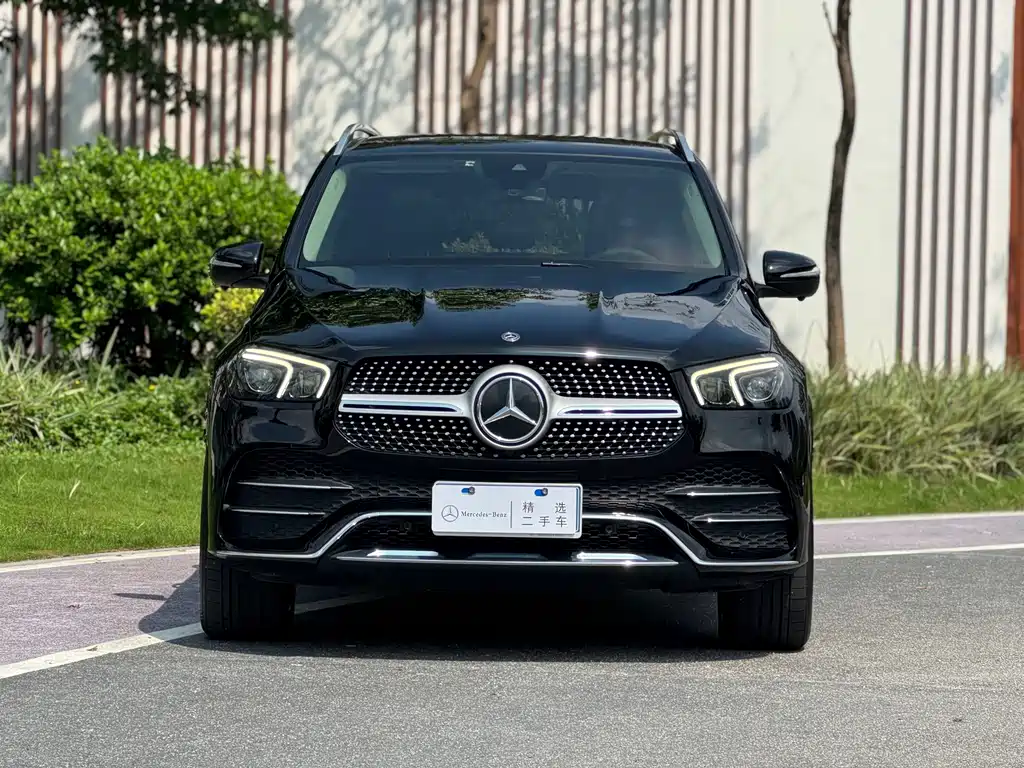 Mercedes-Benz GLE (Import) — миниатюра 2