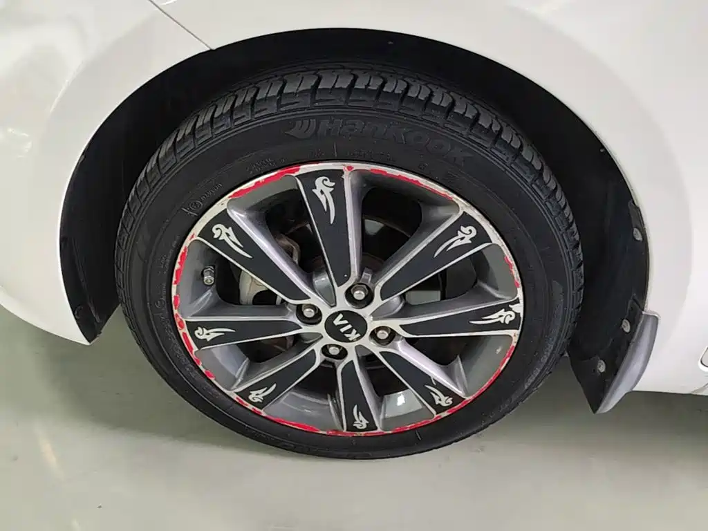Kia K2 — миниатюра 23