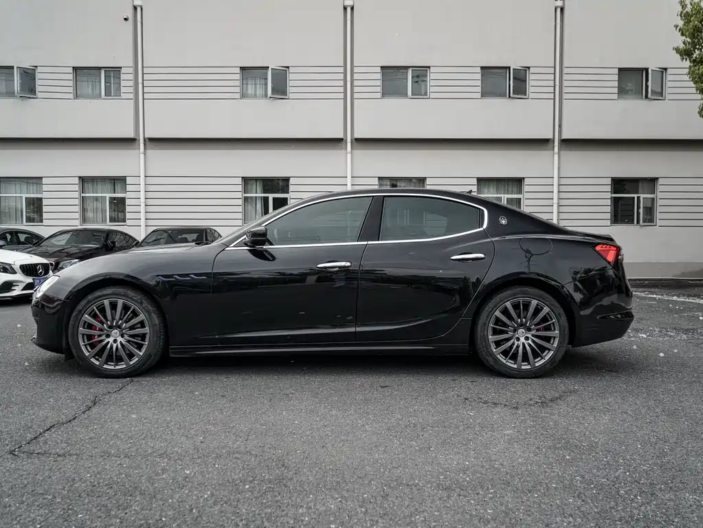 Maserati Ghibli 2021 2.0T