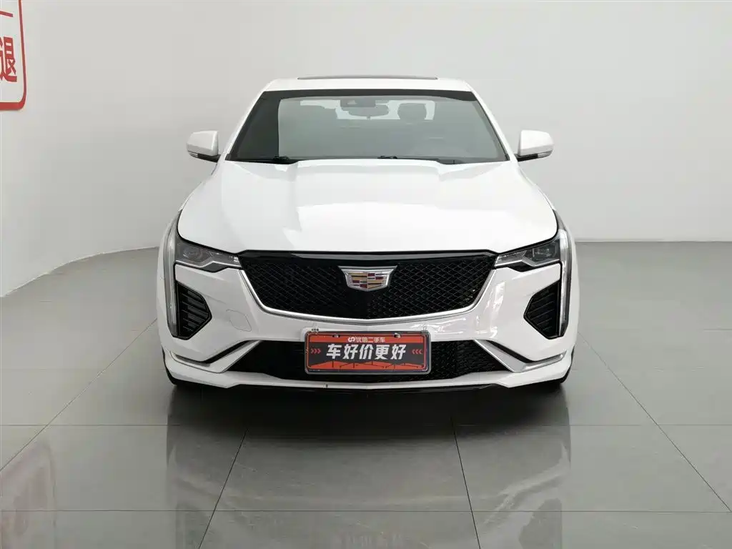 Cadillac CT4 2020 28T Fashion