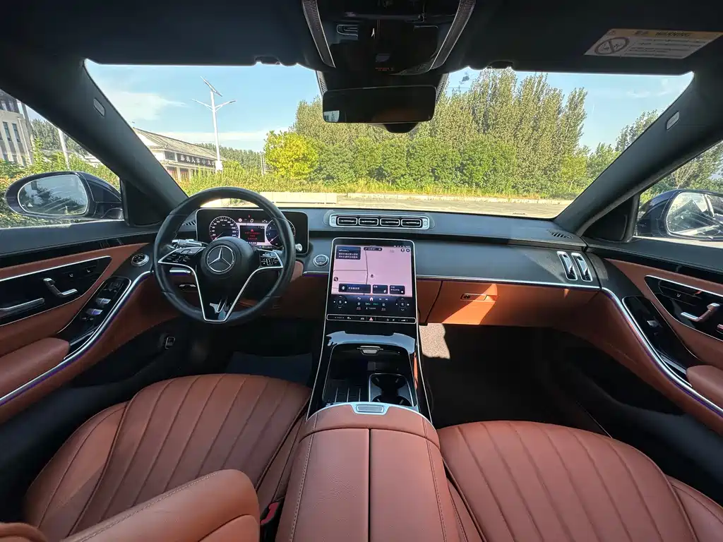 Mercedes-Benz S-Class — миниатюра 6