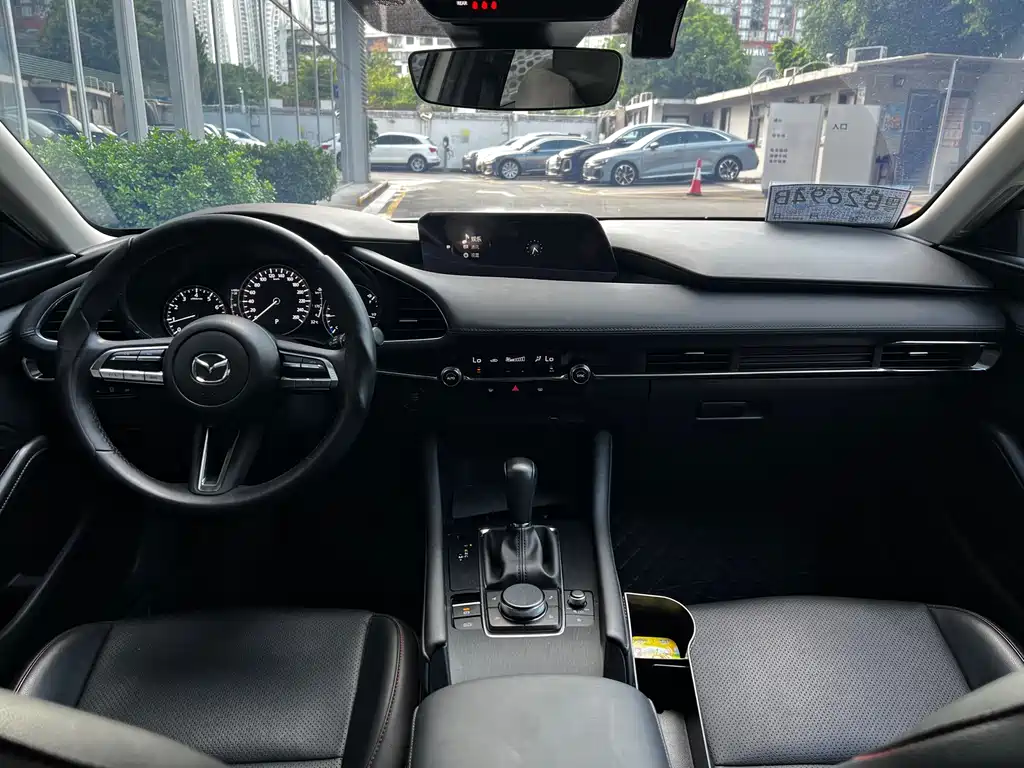 Mazda 3 Axela — миниатюра 8