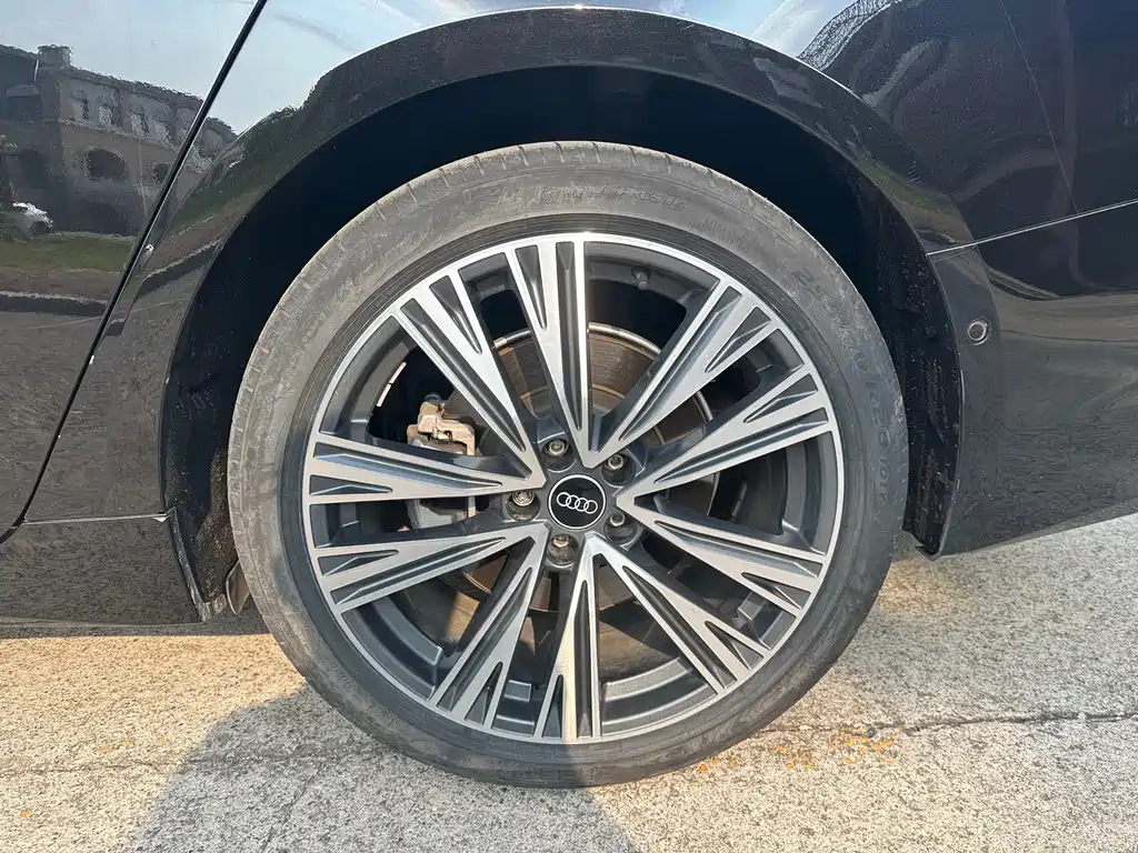Audi A6L — миниатюра 13