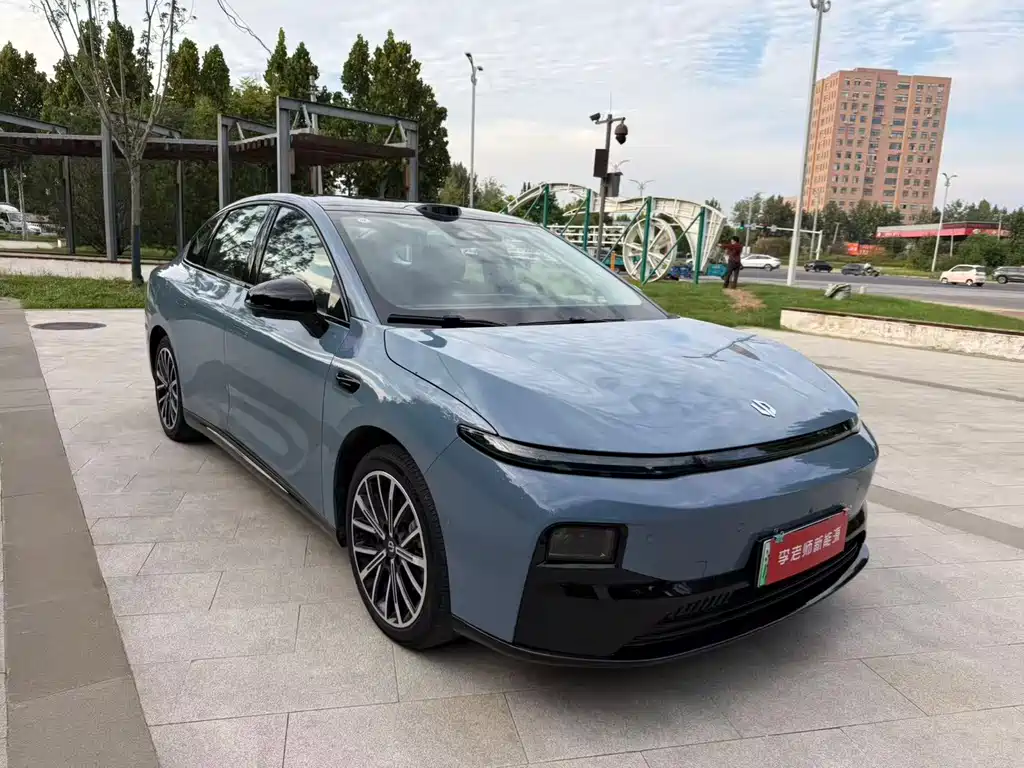 Leapmotor Leapmotor B01 — миниатюра 3