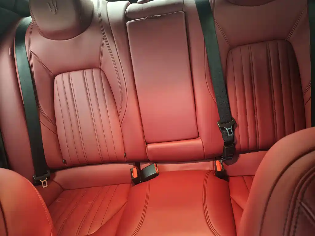 Maserati Ghibli — миниатюра 7