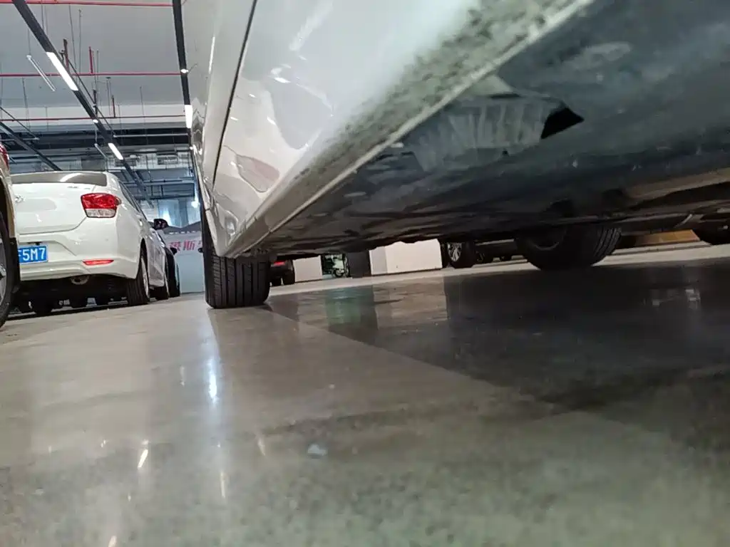 BMW 3 Series — миниатюра 21