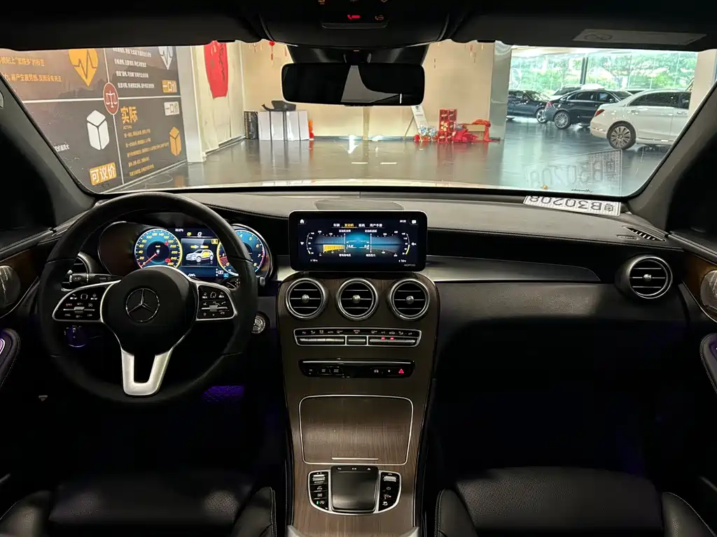 Mercedes-Benz GLC 2021 GLC 300 L 4MATIC
