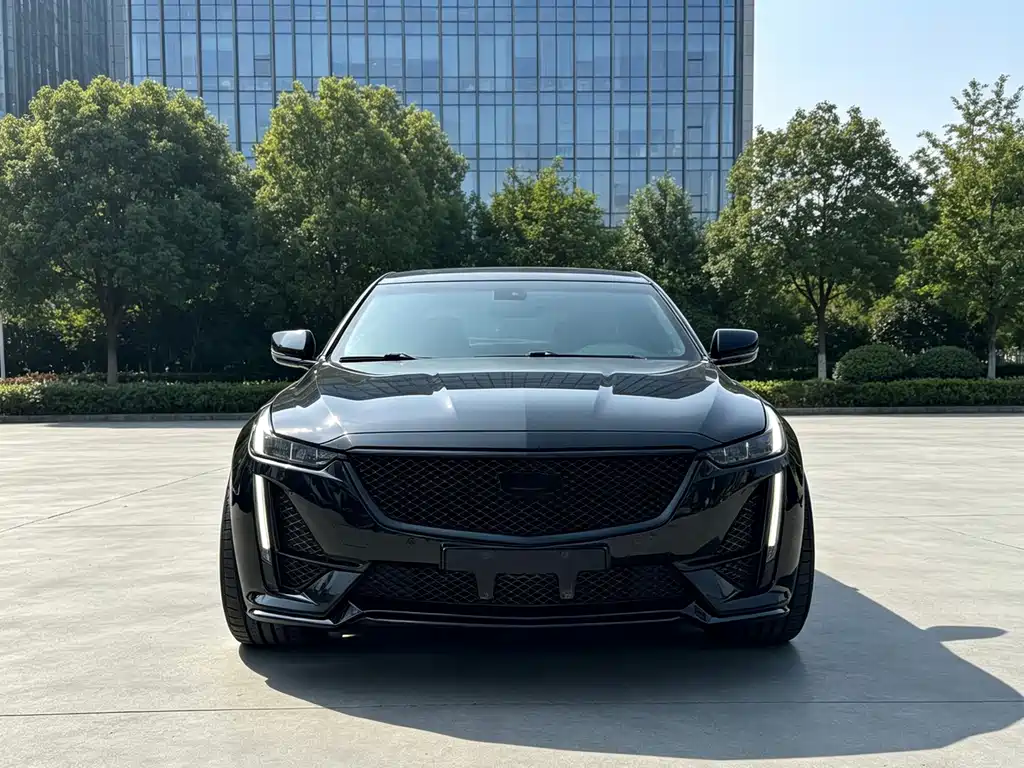 Cadillac CT5 — миниатюра 2