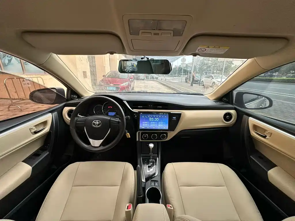 Toyota Corolla — миниатюра 8