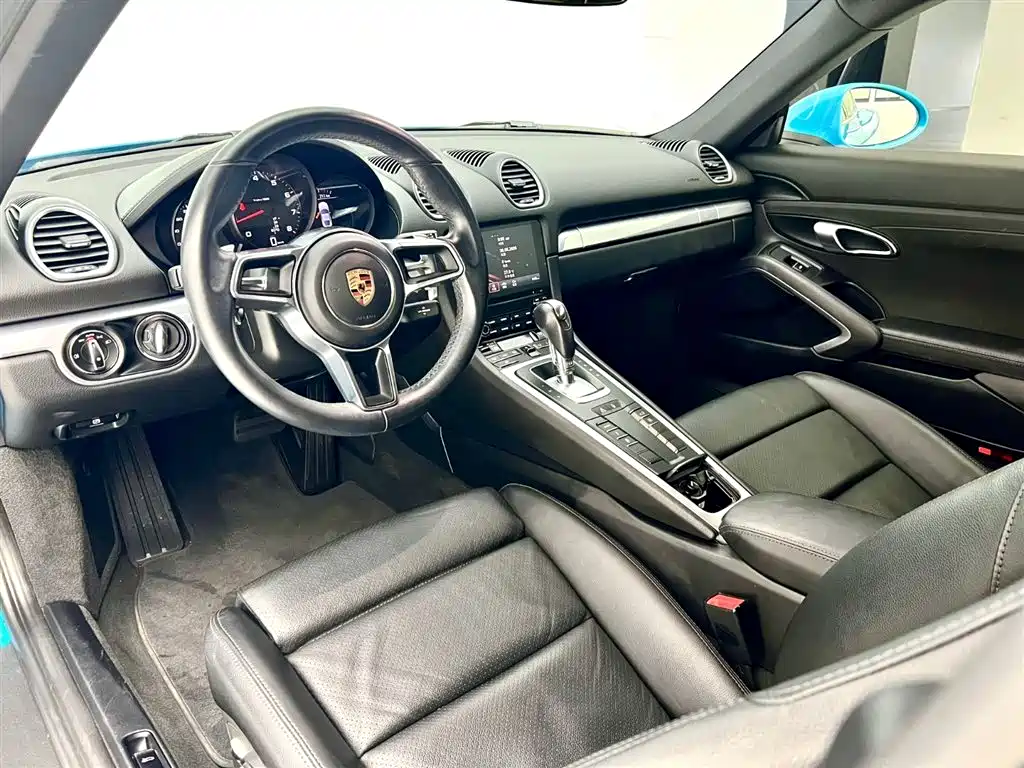 Porsche 718 2018 Cayman 2.0T