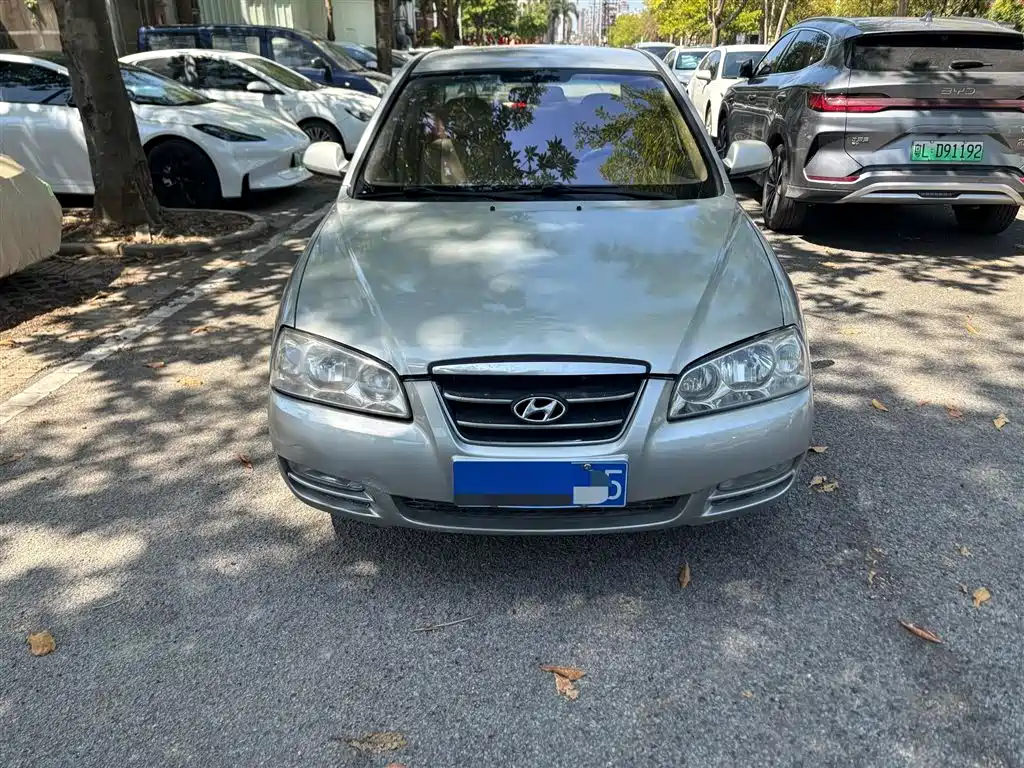 Hyundai Elantra 2011 1.6L AT Comfort