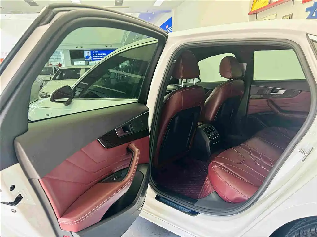 Audi A4L — миниатюра 23