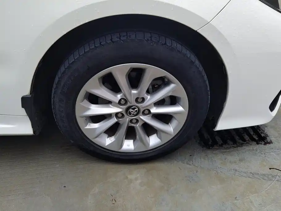 Toyota Corolla — миниатюра 6