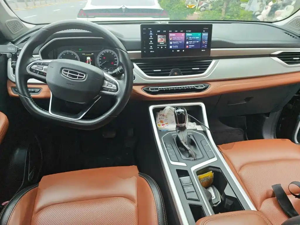 Geely Vision X6 — миниатюра 5