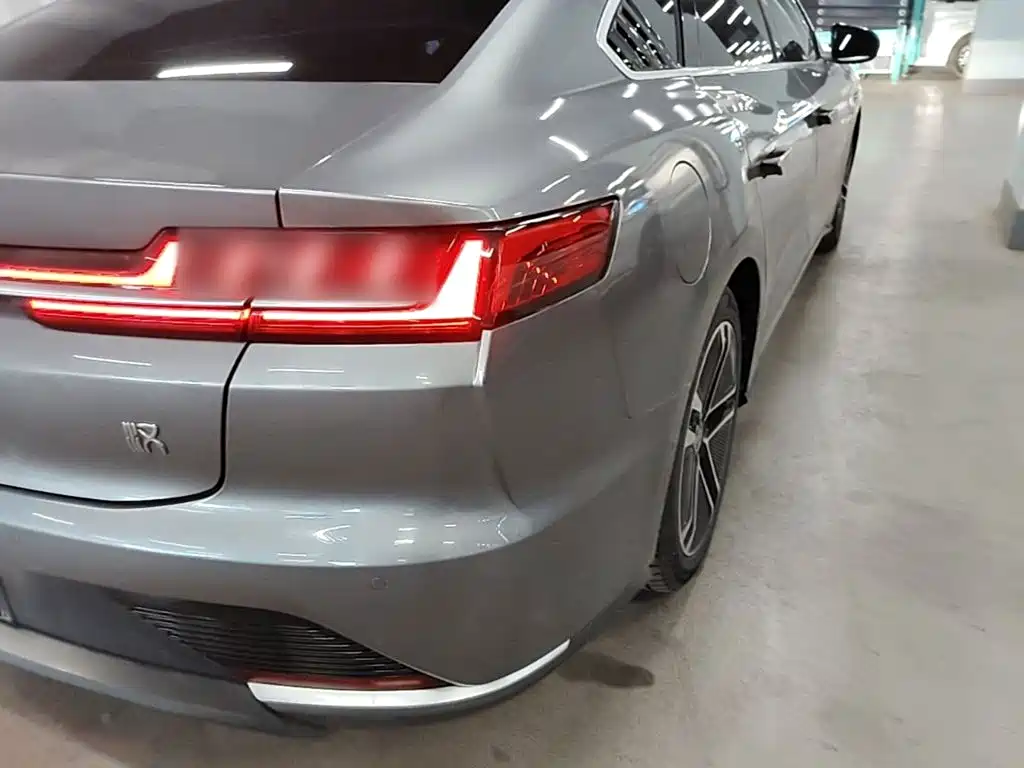 BYD Han — миниатюра 8