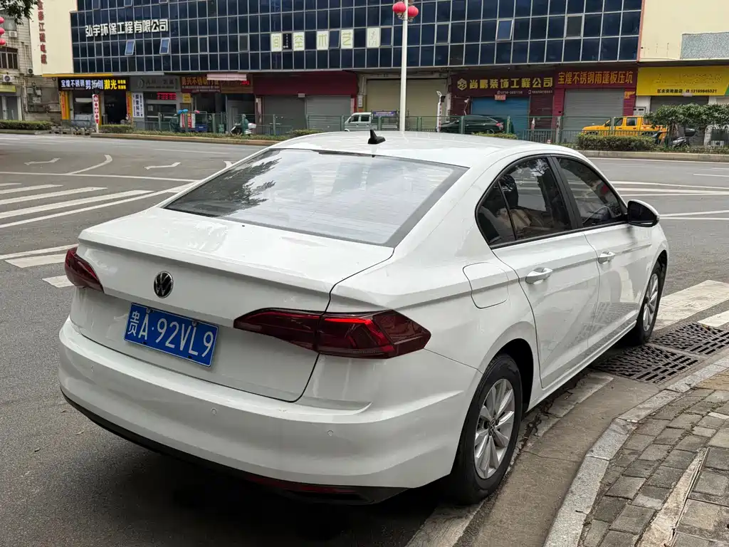 Volkswagen Bora — миниатюра 4