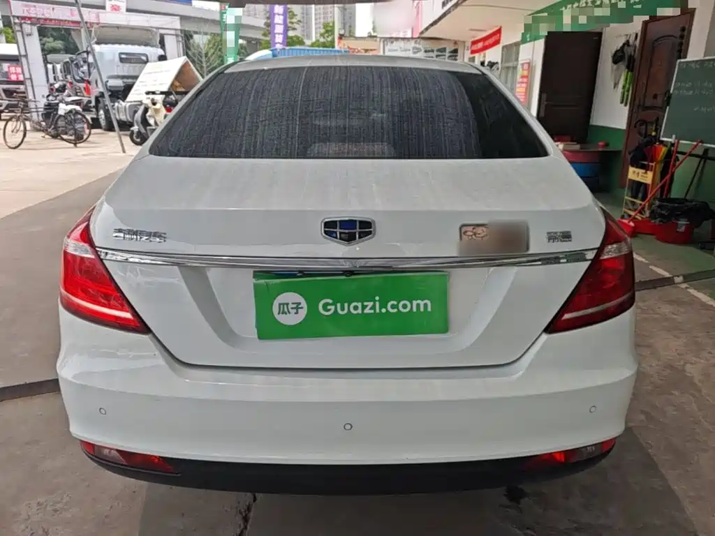 Geely Emgrand 2016 1.5L MT