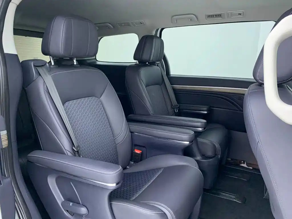 GAC Motor Trumpchi M8 — миниатюра 14