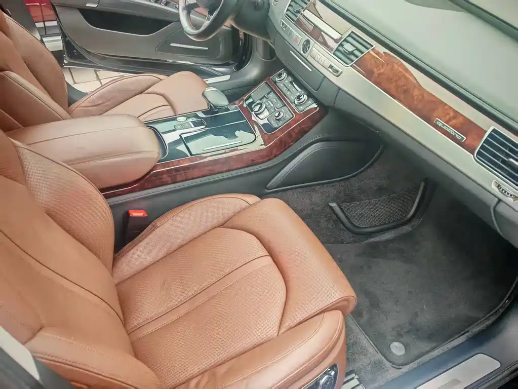 Audi A8 2012 A8L 45 TFSI quattro Comfort