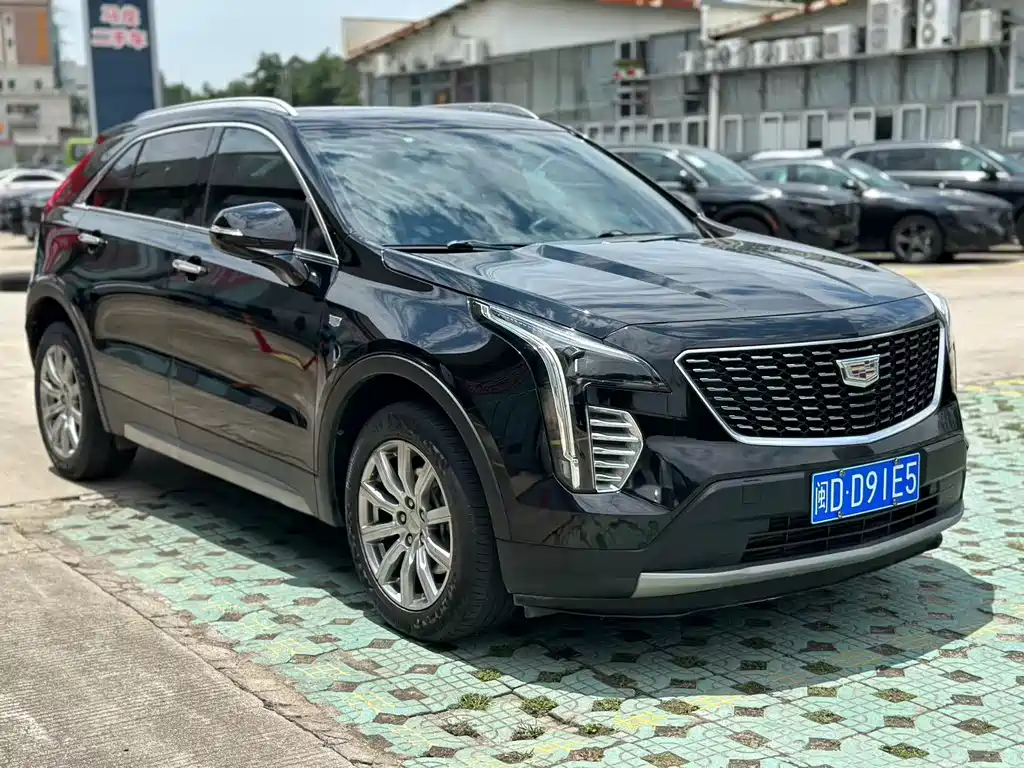 Cadillac XT4 2020 28T Lead
