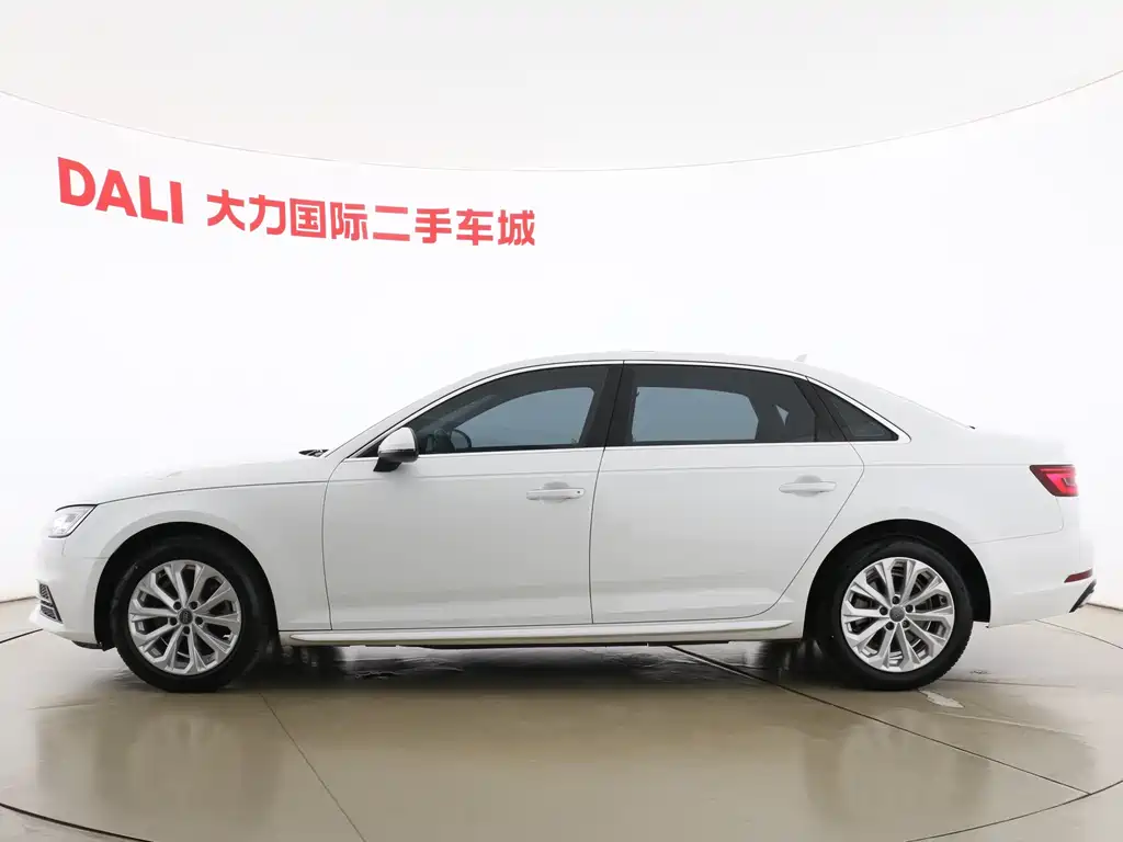 Audi A4L — миниатюра 4