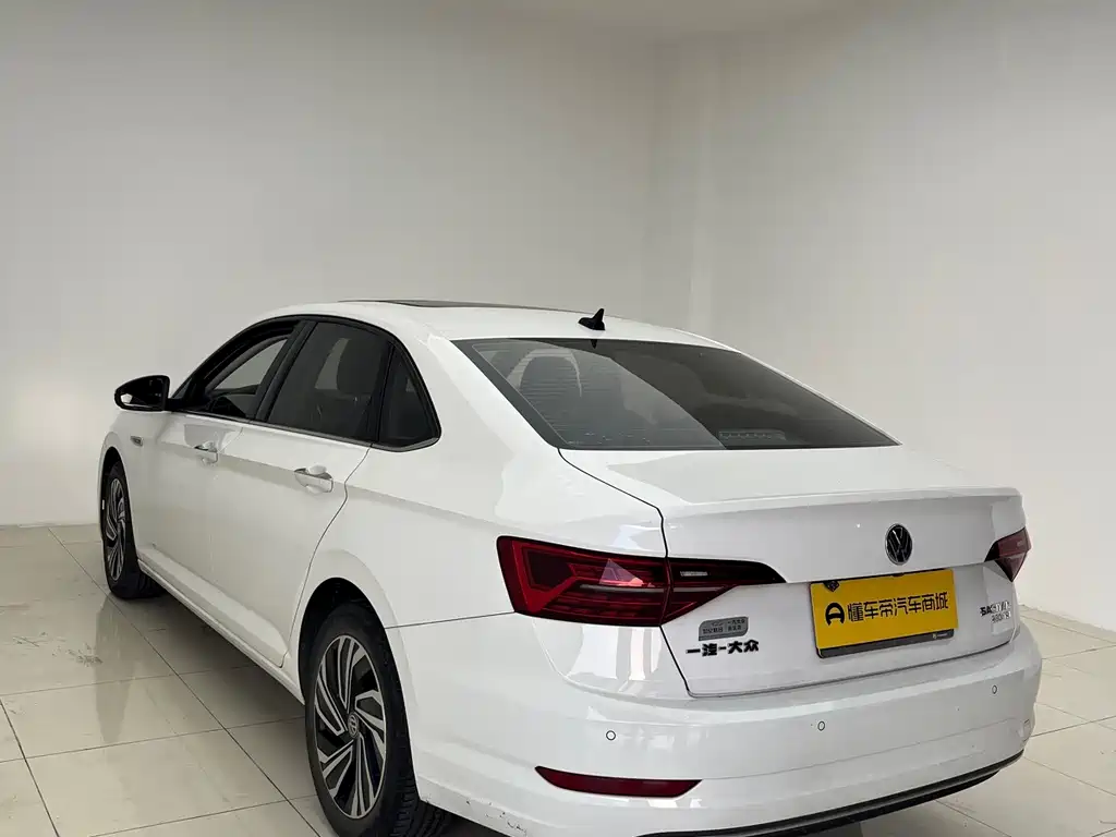 Volkswagen Sagitar — миниатюра 7