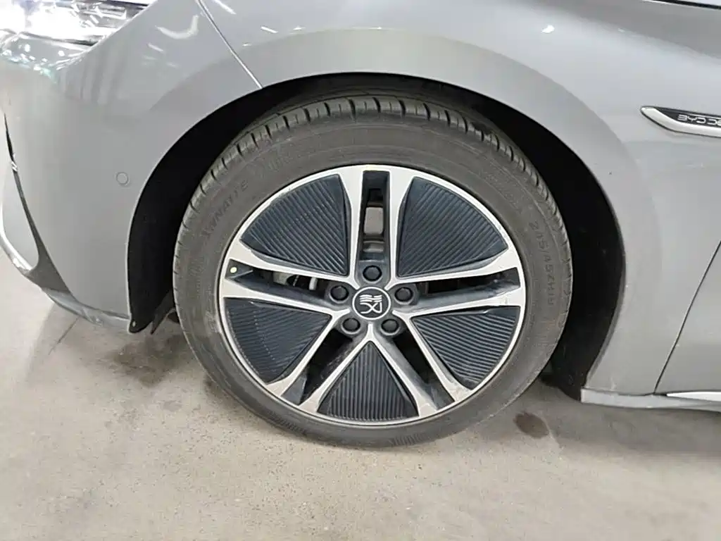 BYD Han — миниатюра 23