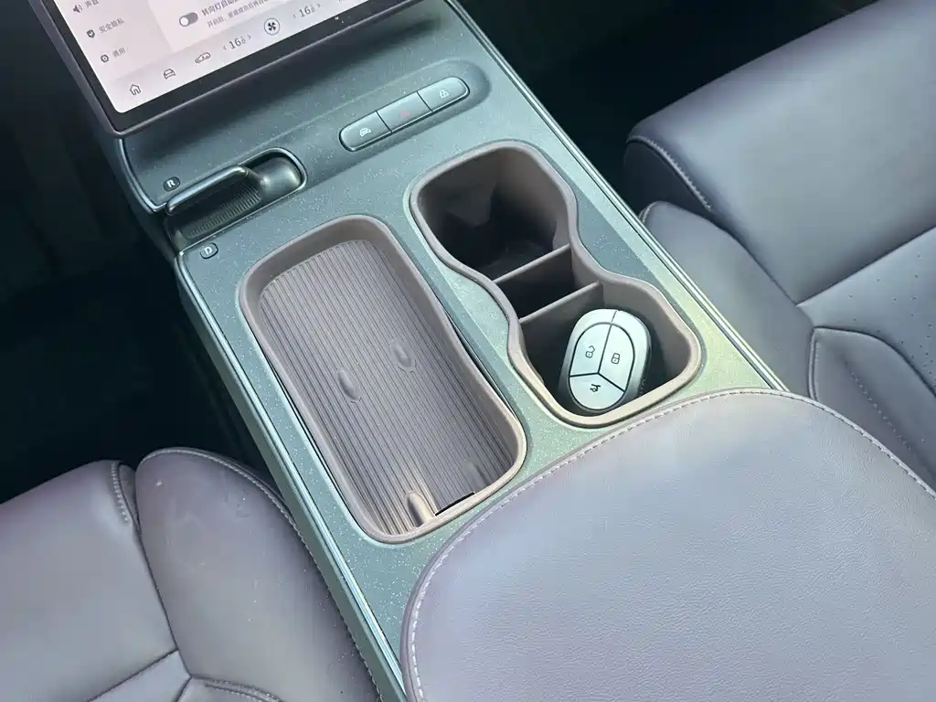 NIO ET5T — миниатюра 19