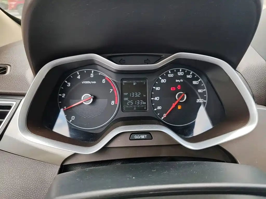 Baojun 310W — миниатюра 12