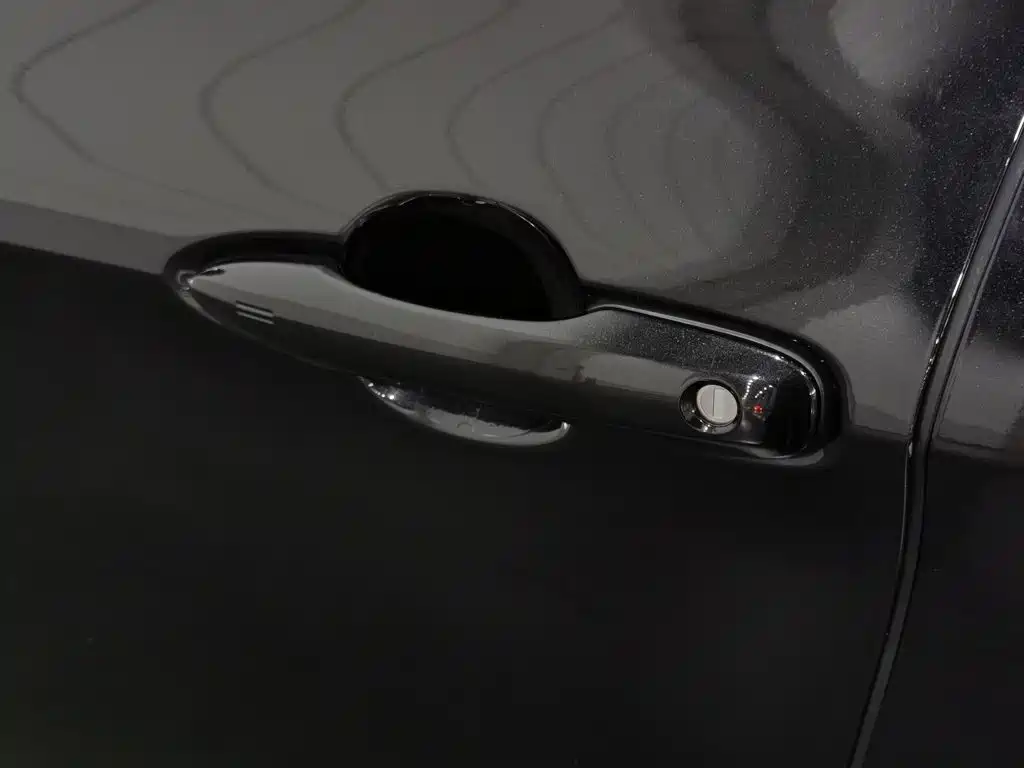 Toyota Avalon — миниатюра 18