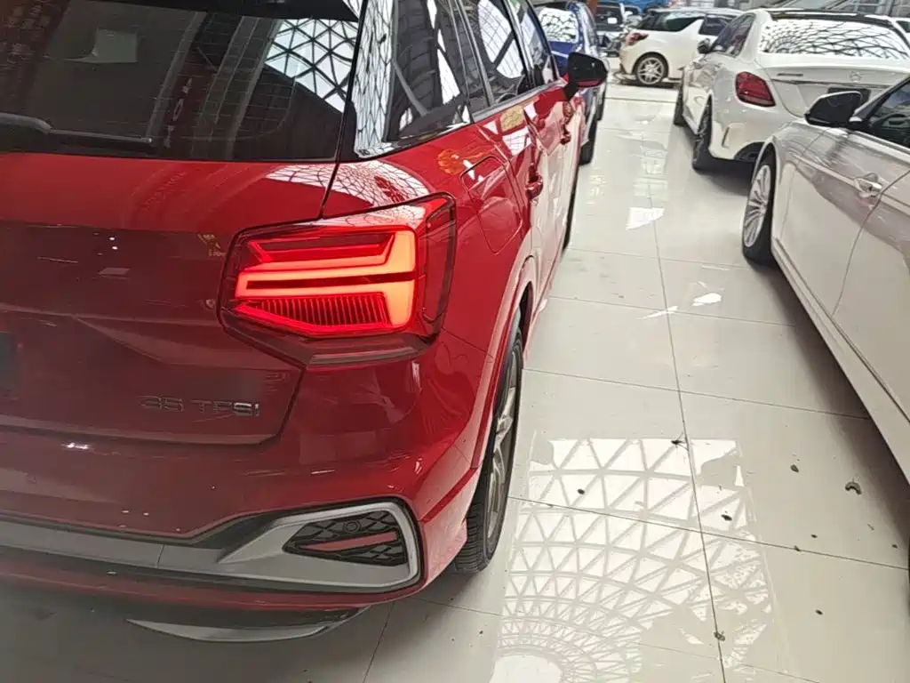 Audi Q2L — миниатюра 8