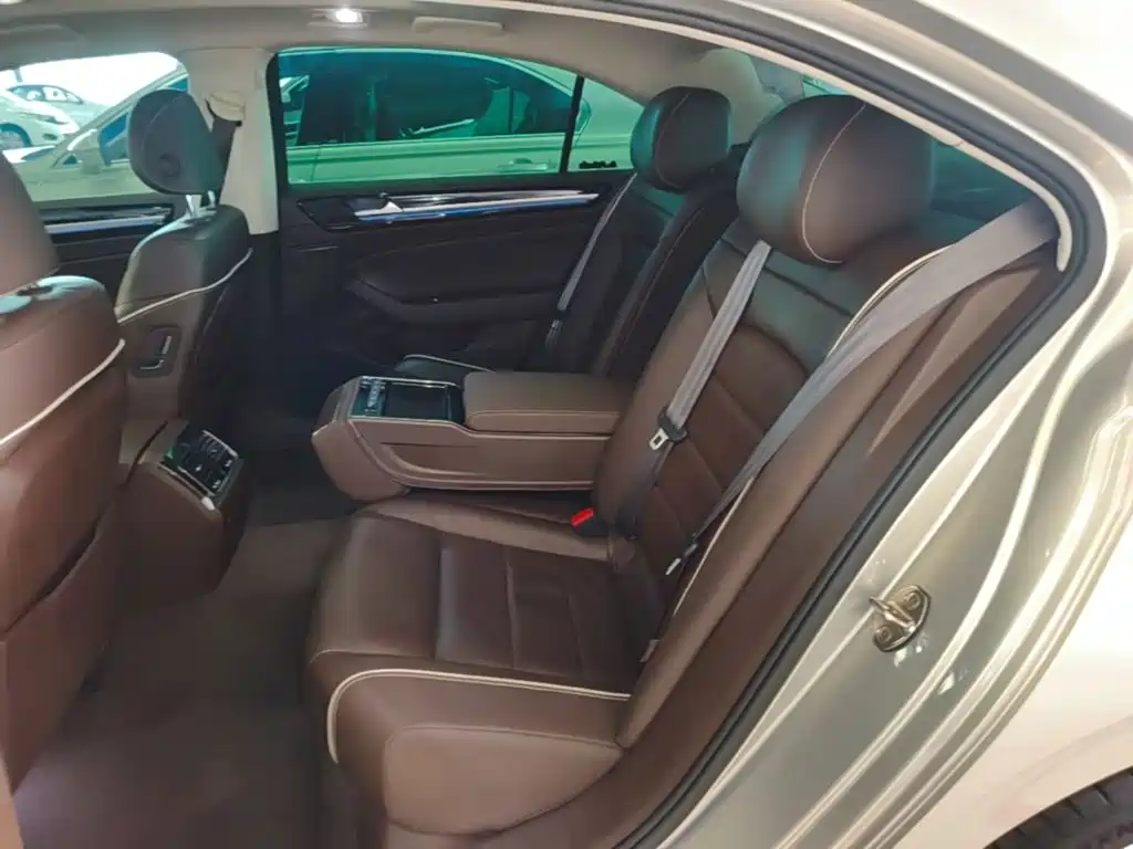 Volkswagen Phideon — миниатюра 17